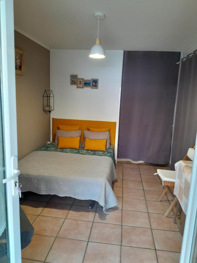 Aigues Mortes Studio De Vacances En Camargue Extérieur photo